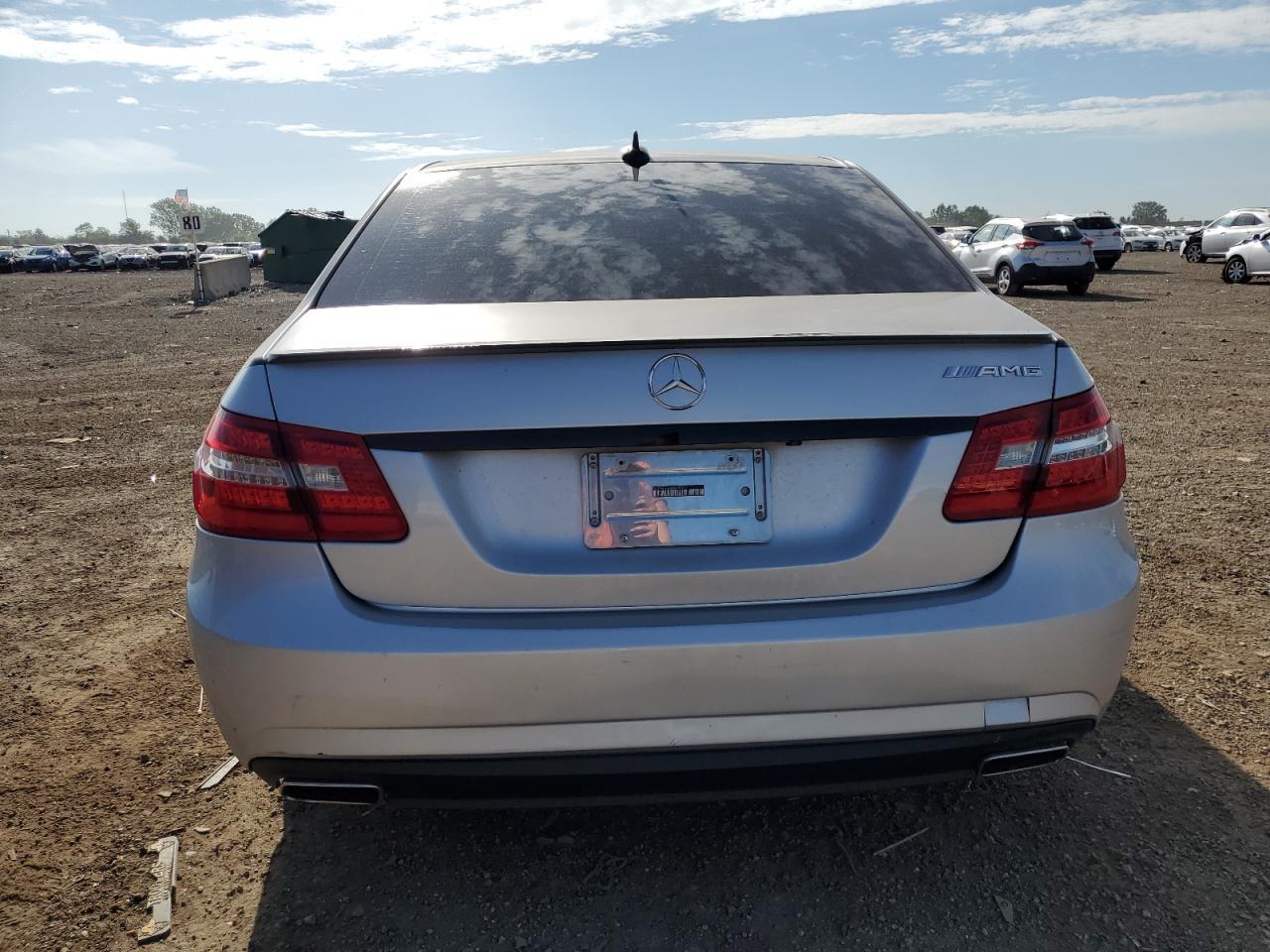 2011 Mercedes-Benz E 350 4Matic - Фото 6
