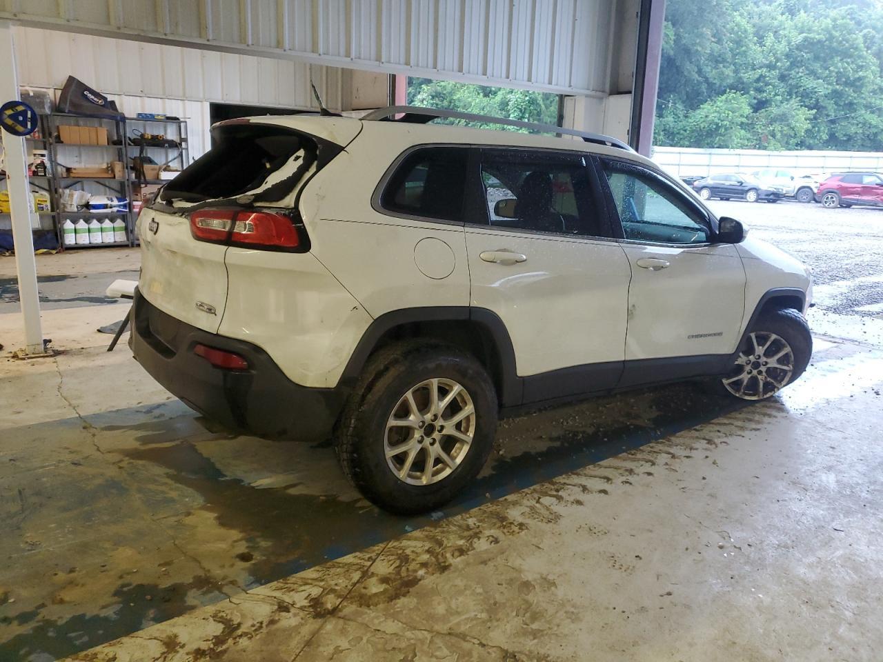 2014 Jeep Cherokee Latitude - Image 3