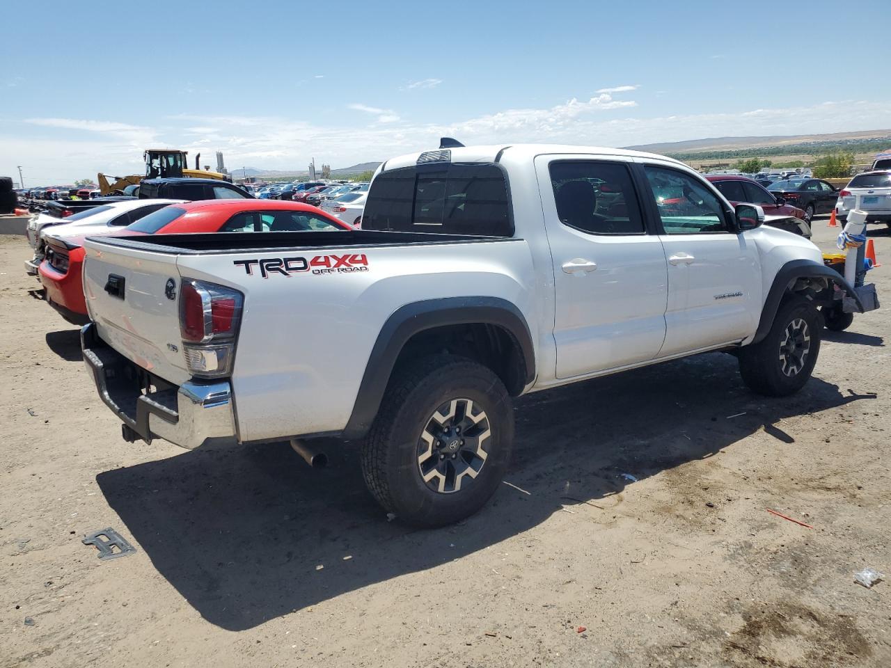 2021 Toyota Tacoma Double Cab - Фото 3