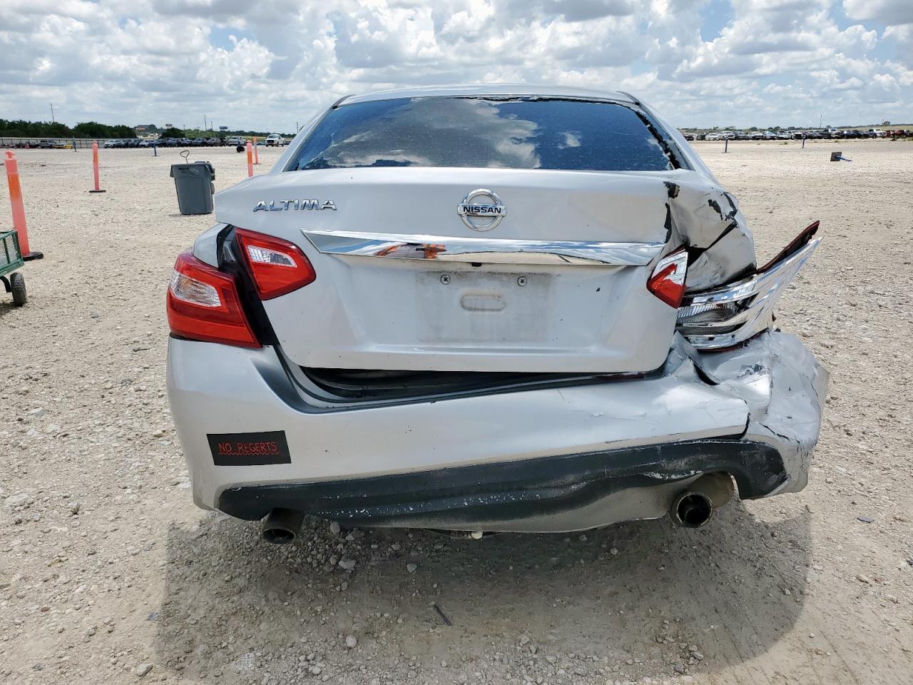 2016 Nissan Altima 2.5 - Image 6