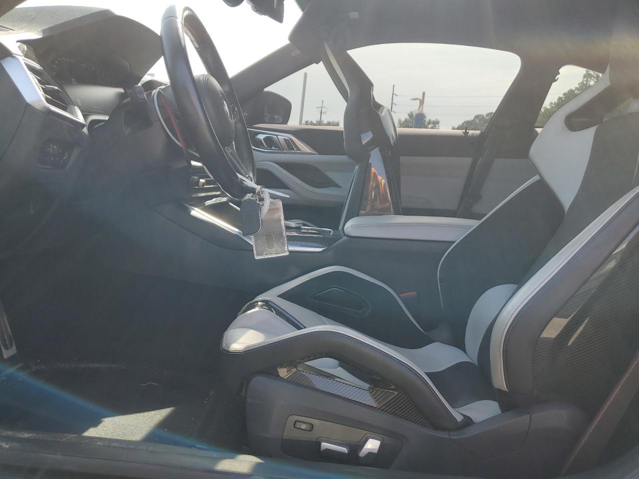 2022 BMW M4 Competition - Image 7