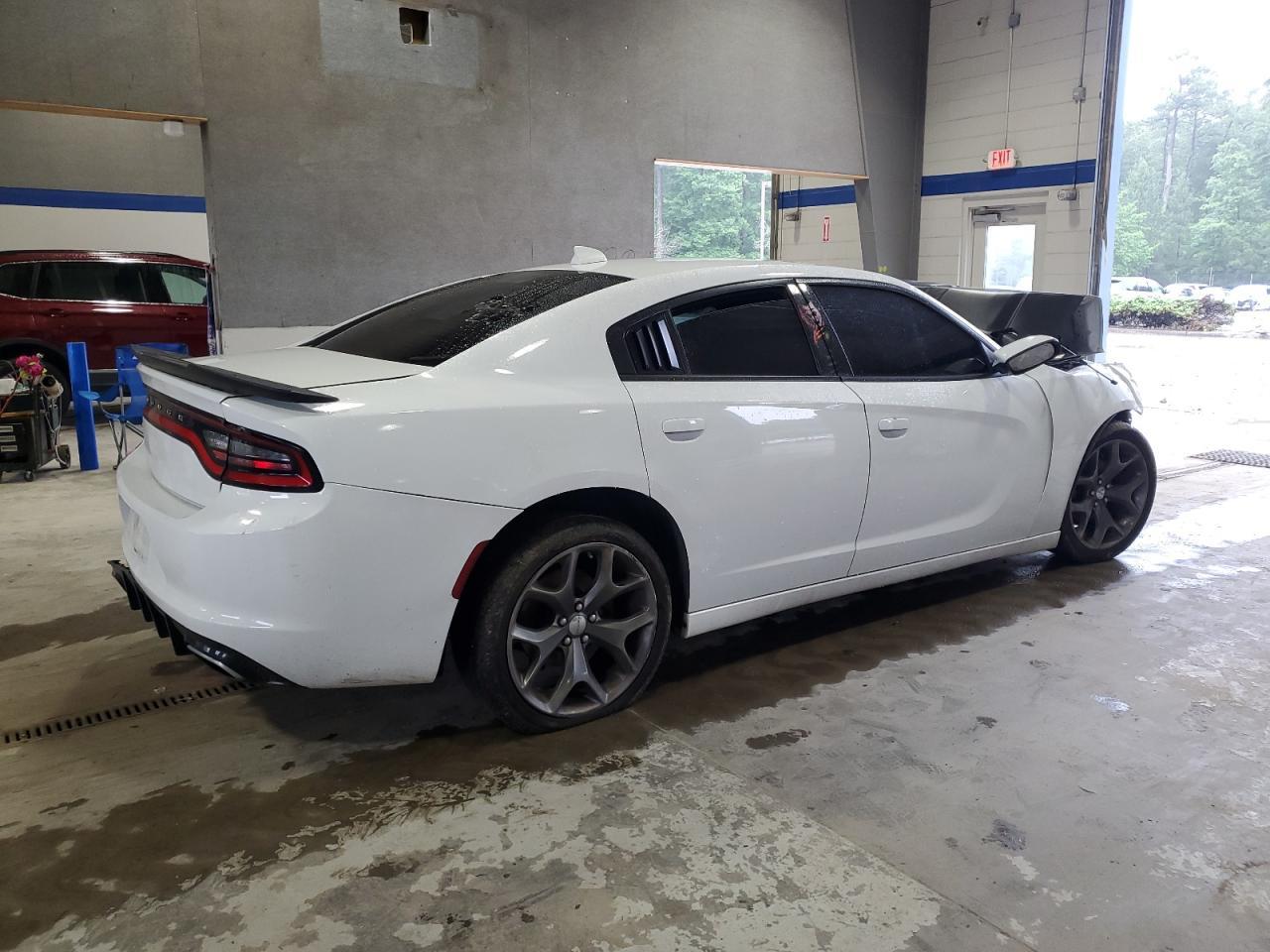 2015 Dodge Charger Sxt - Фото 3