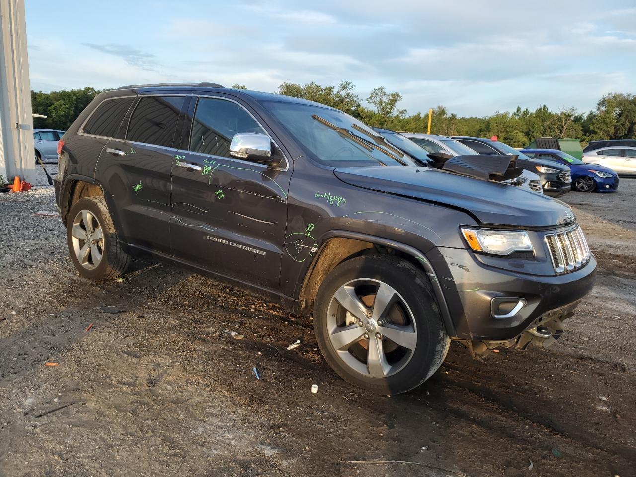 2015 Jeep Grand Cherokee Overland - Image 4
