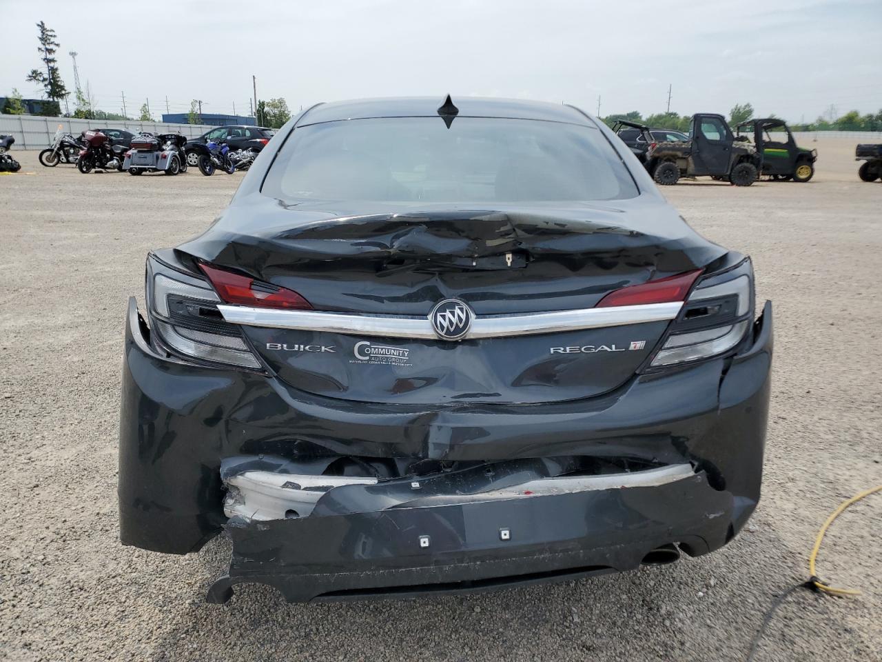 2016 Buick Regal - Image 6