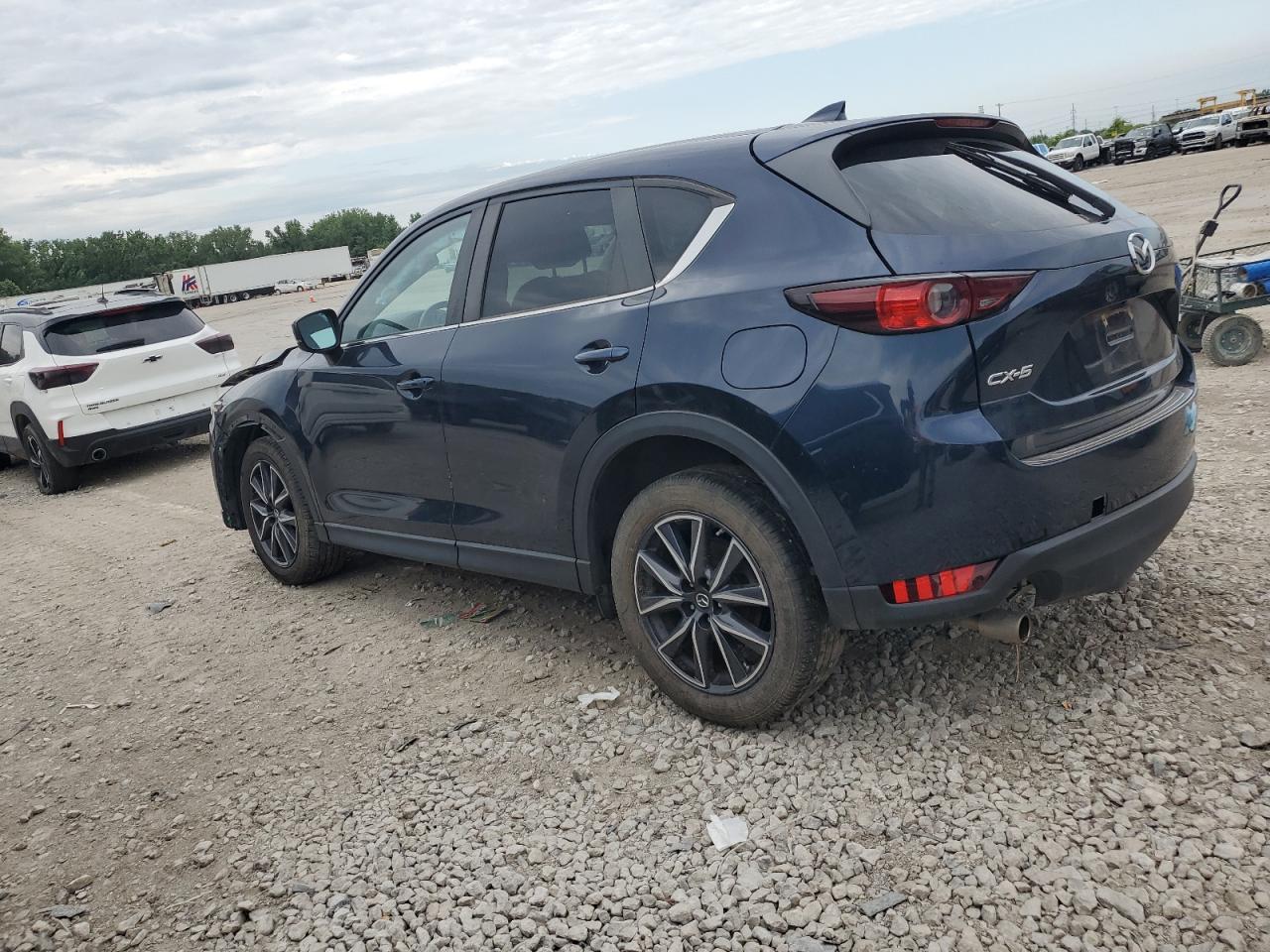 2018 Mazda Cx-5 Touring - Image 2