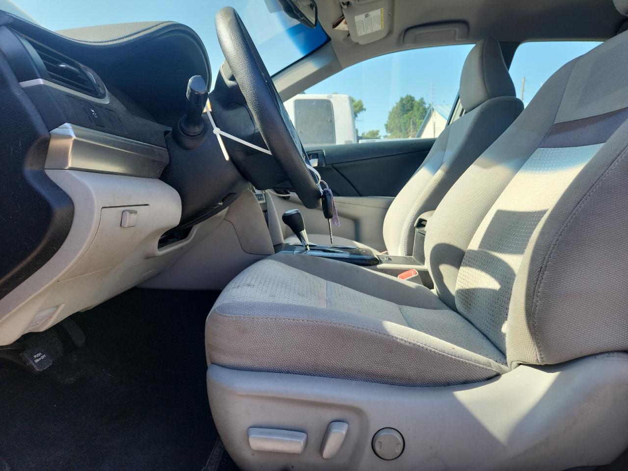 2013 Toyota Camry L - Фото 7