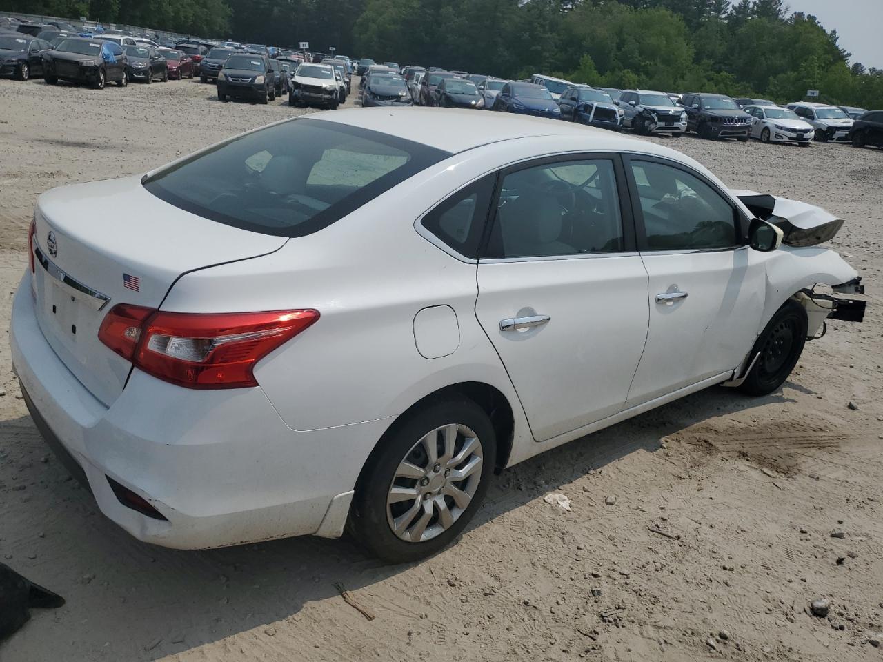 2016 Nissan Sentra S - Image 3