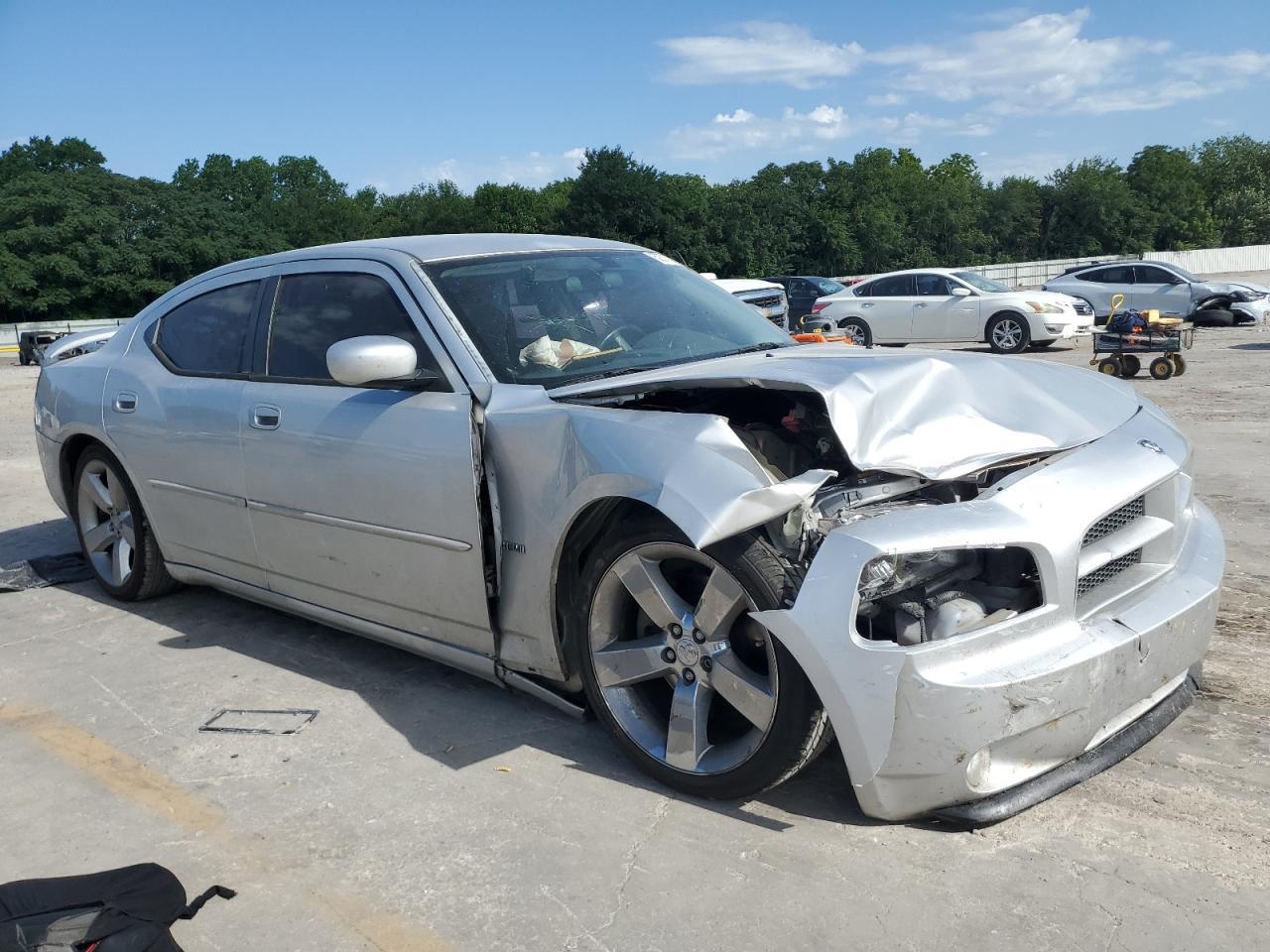 2010 Dodge Charger R - Фото 4