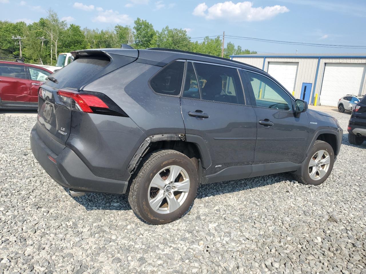 2020 Toyota Rav4 Le - Фото 3