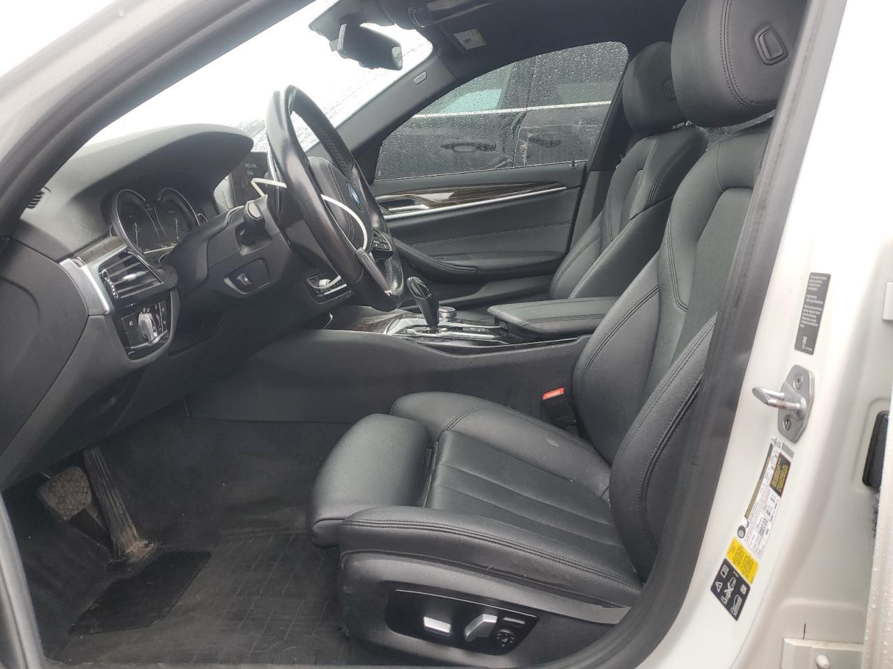 2018 BMW 530 Xi - Image 7