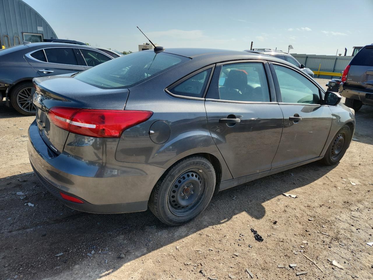 2015 Ford Focus S - Фото 3