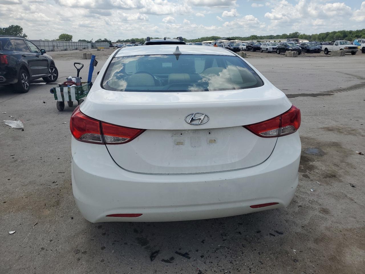2013 Hyundai Elantra Gls - Image 6