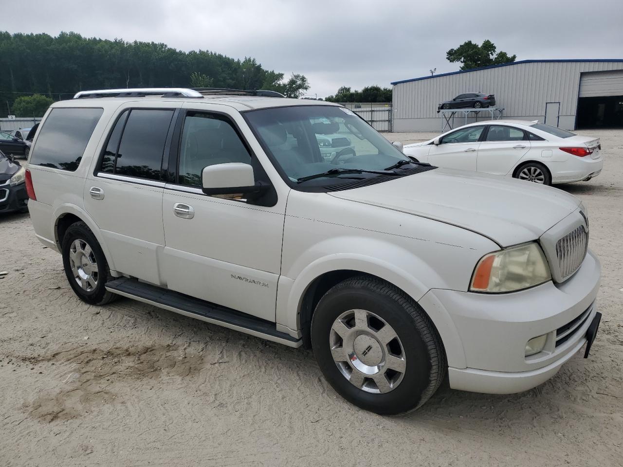2005 Lincoln Navigator - Фото 4