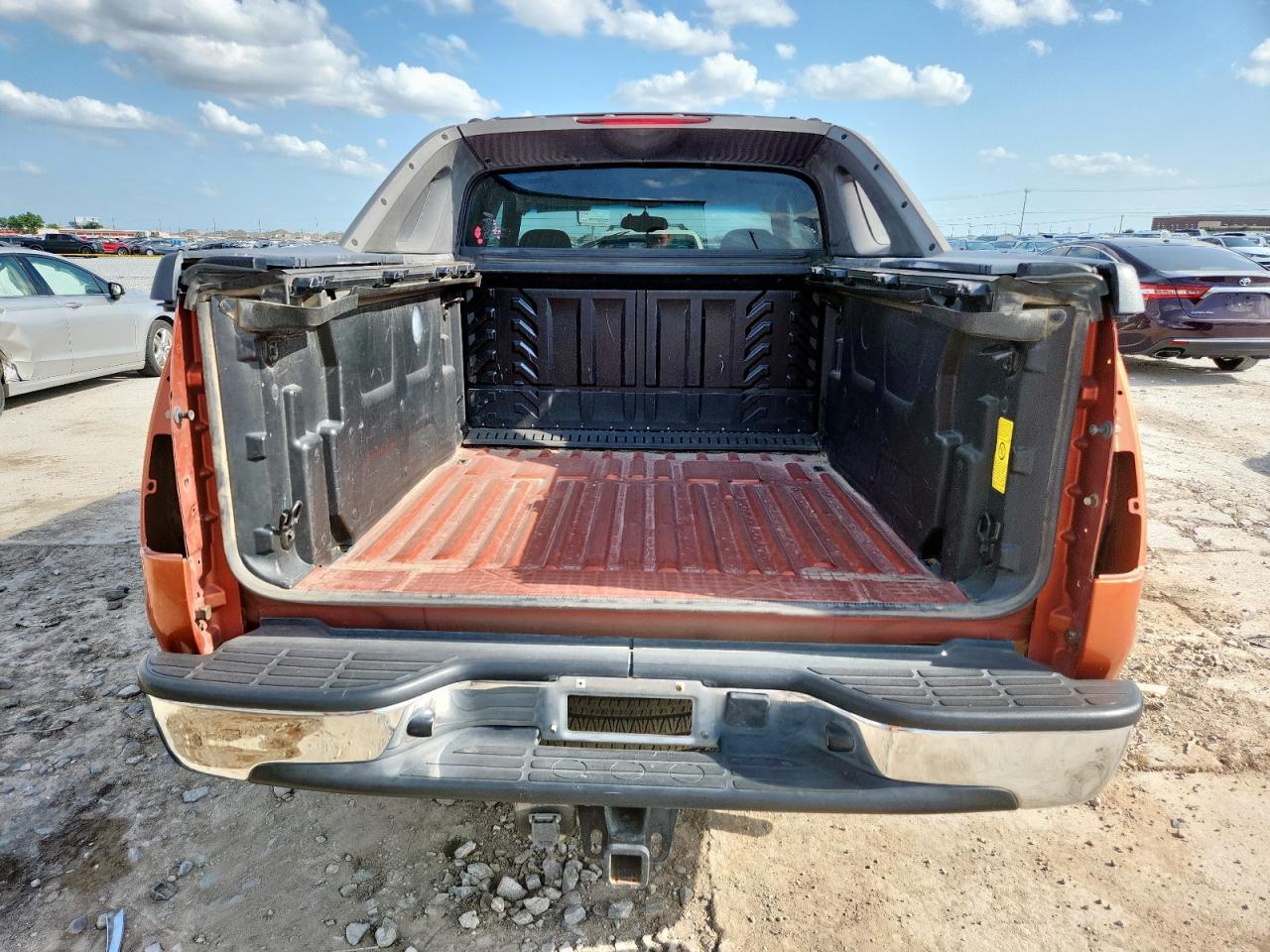 2004 Chevrolet Avalanche C1500 - Фото 6