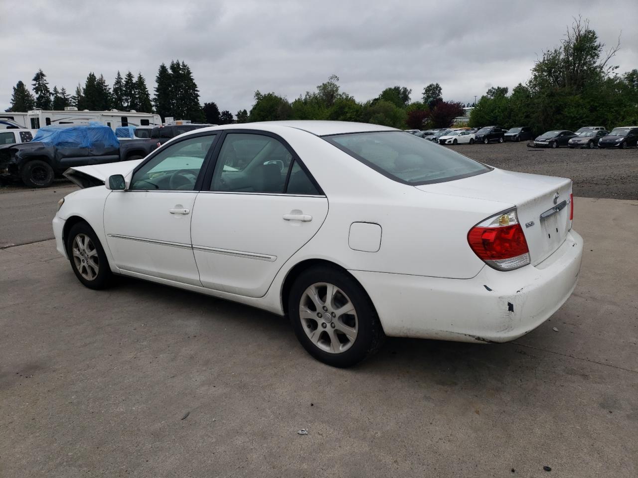 2006 Toyota Camry Le - Image 2