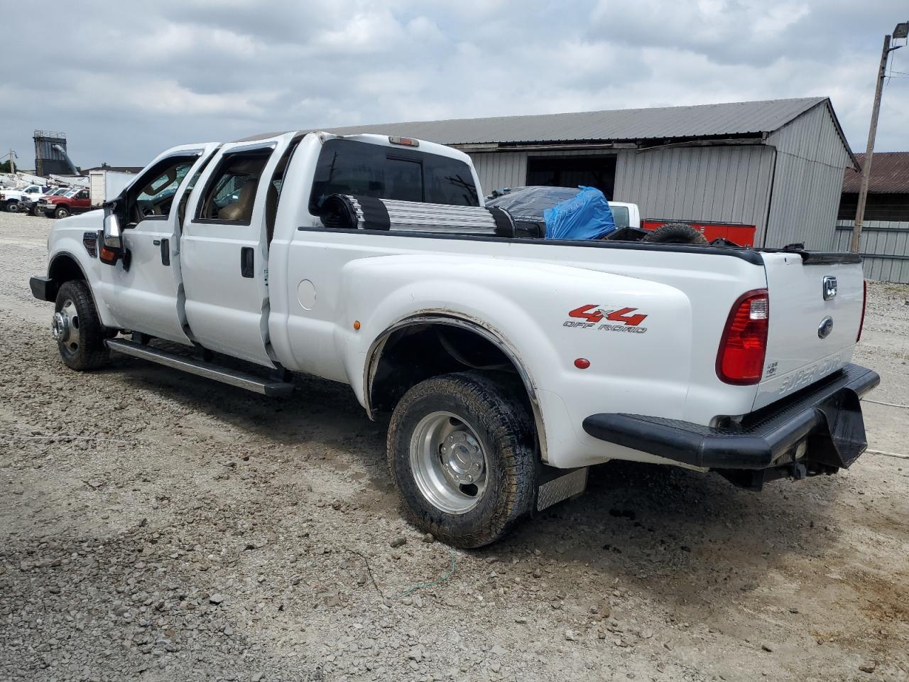 2009 Ford F350 Super Duty - Фото 2