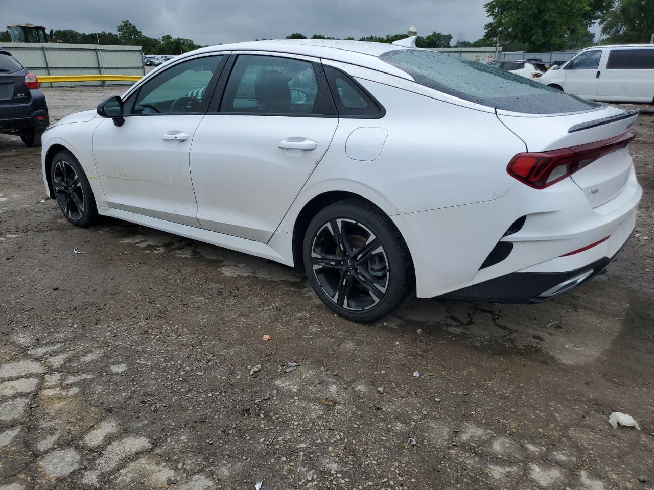 2022 Kia K5 Gt Line - Image 2