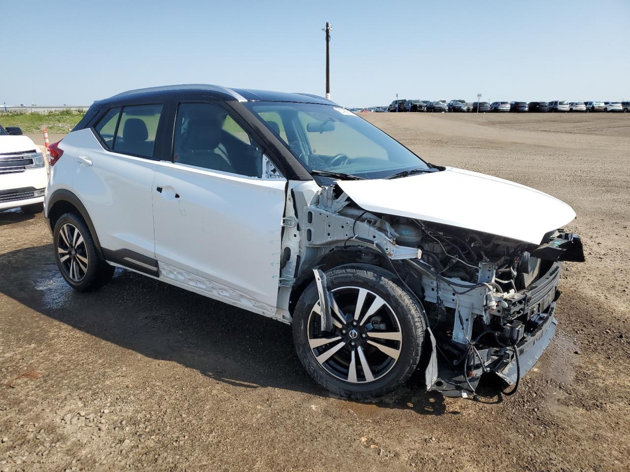 2018 Nissan Kicks S - Image 4