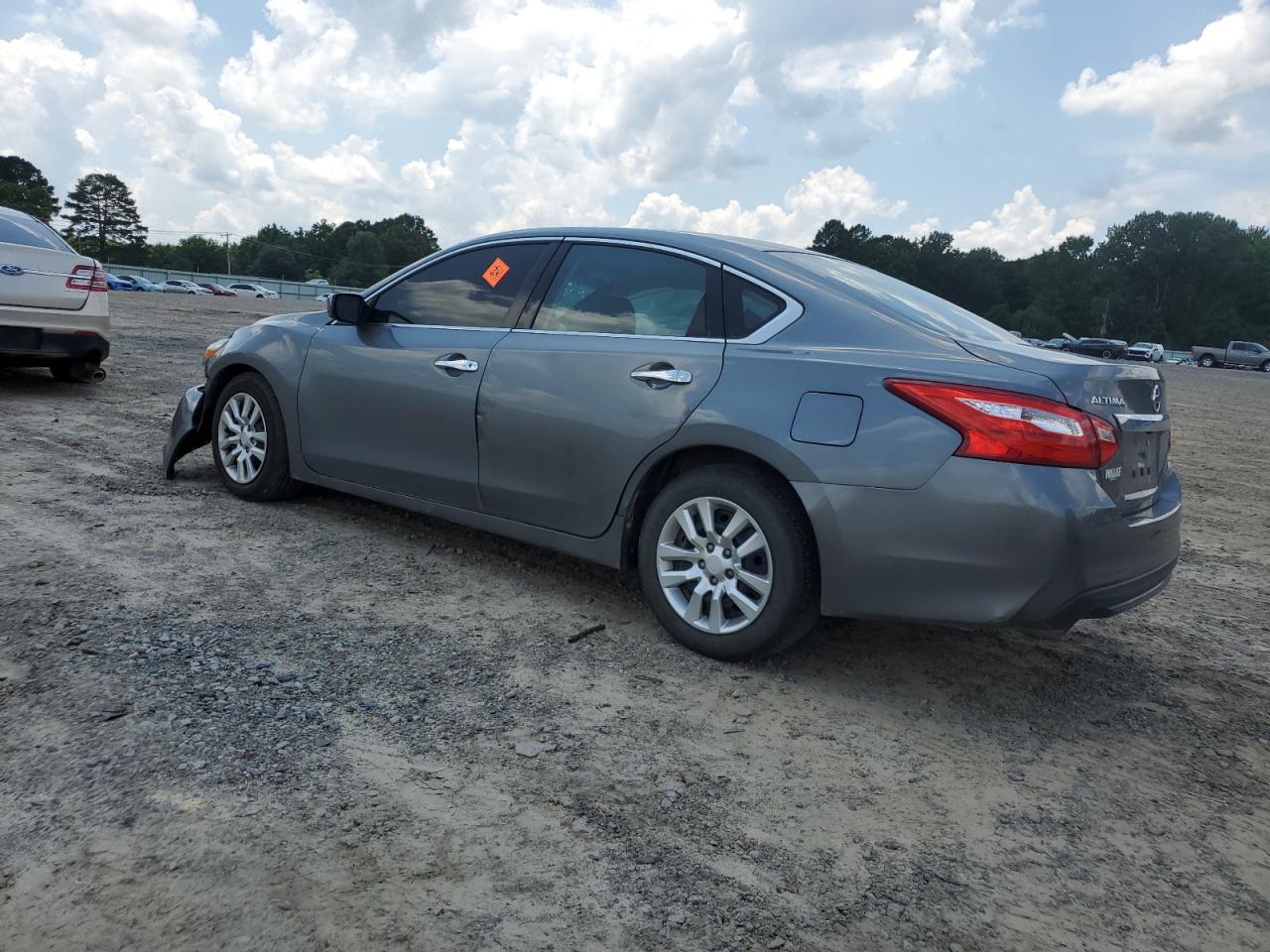 2016 Nissan Altima 2.5 - Фото 2