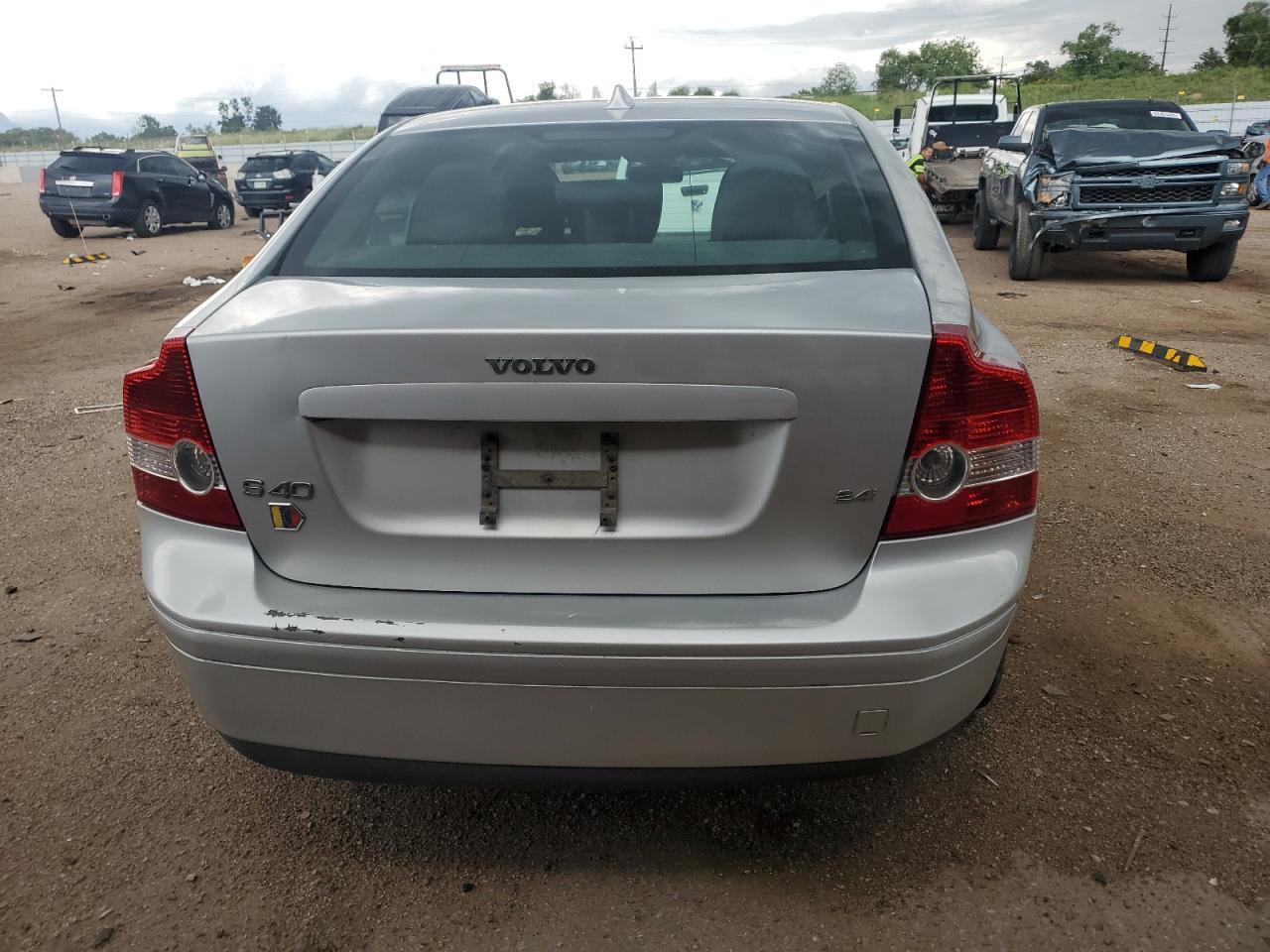 2007 Volvo S40 2.4I - Фото 6