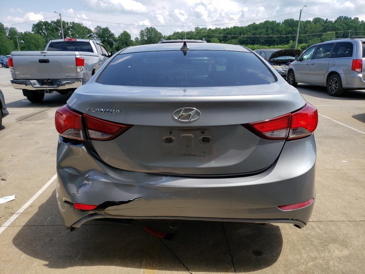 2015 Hyundai Elantra Se - Фото 6