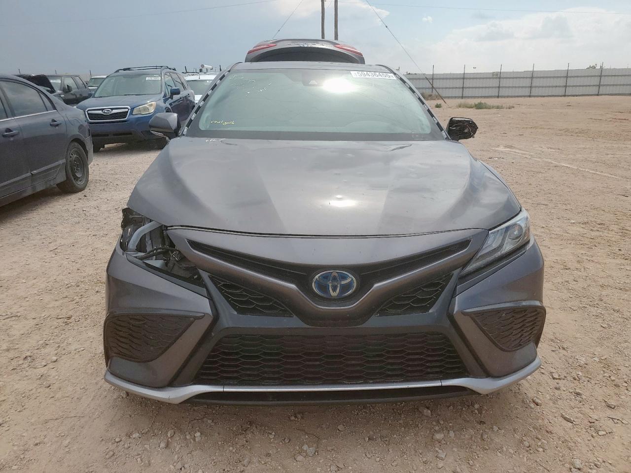 2022 Toyota Camry Xse - Фото 5