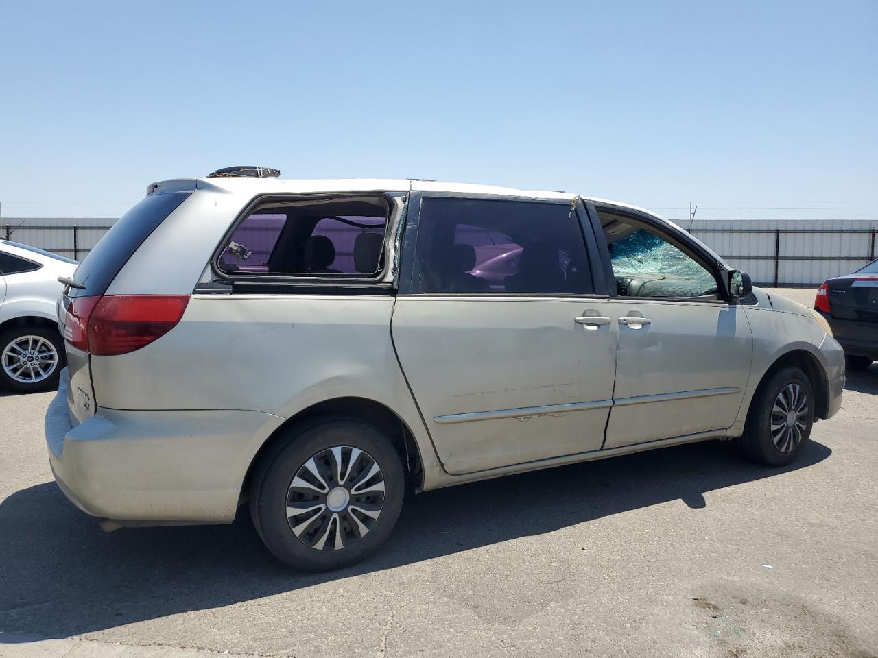 2005 Toyota Sienna Ce - Фото 3