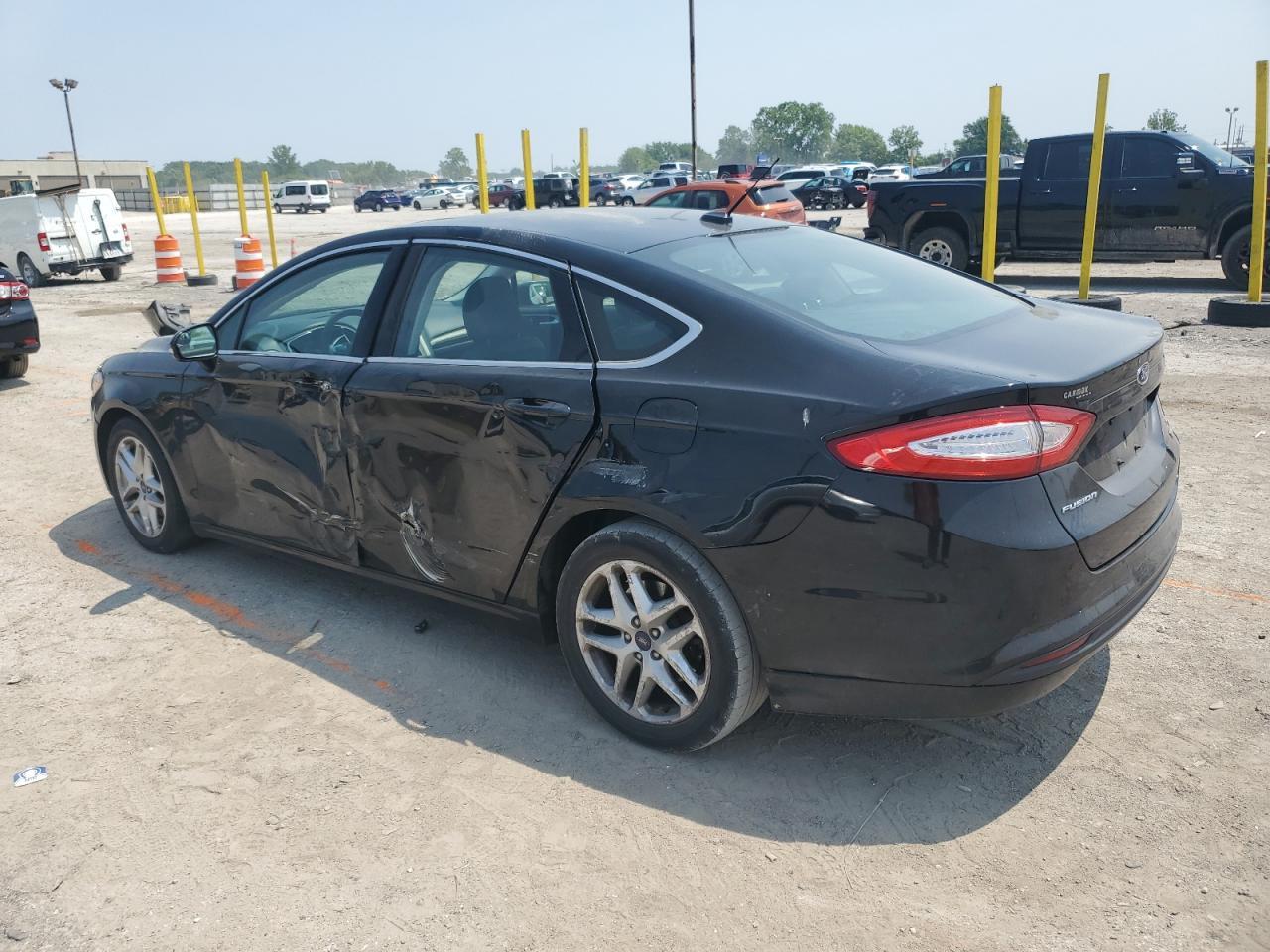 2016 Ford Fusion Se - Image 2