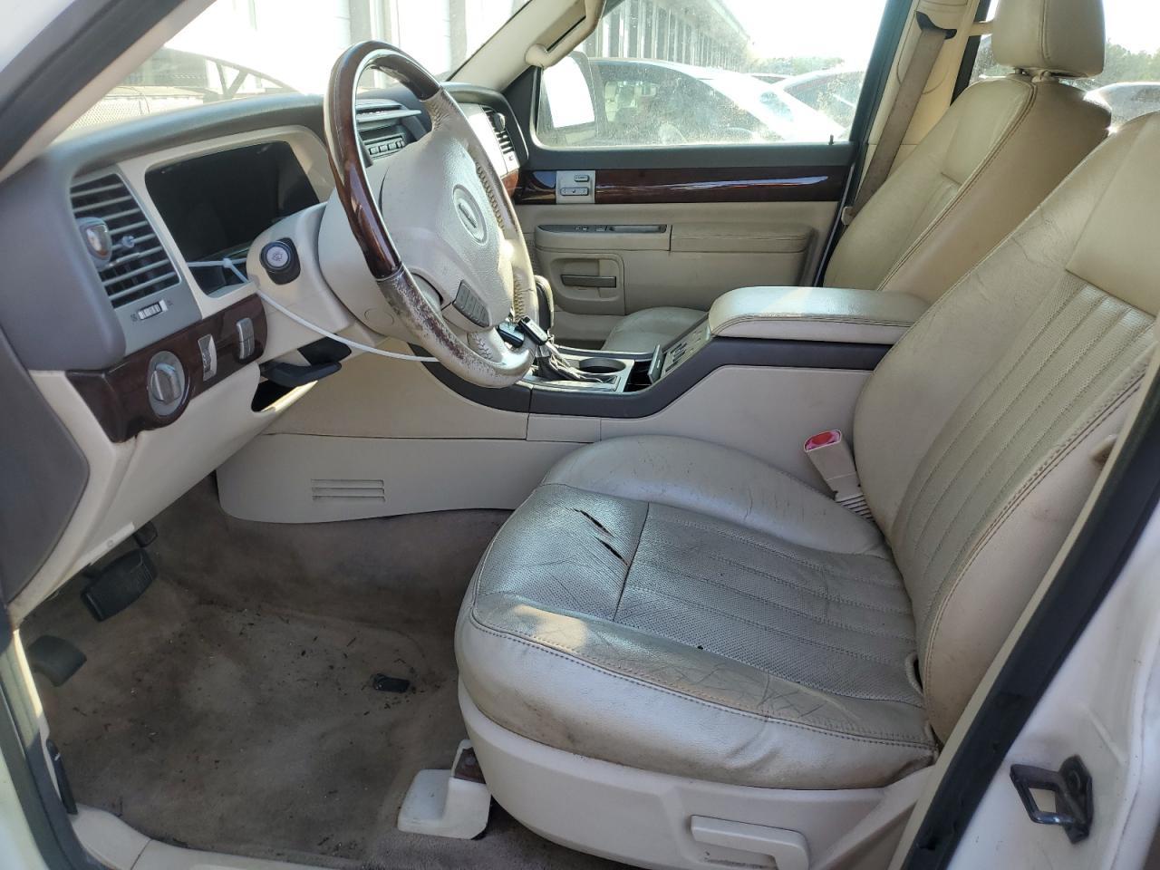 2004 Lincoln Aviator - Фото 7