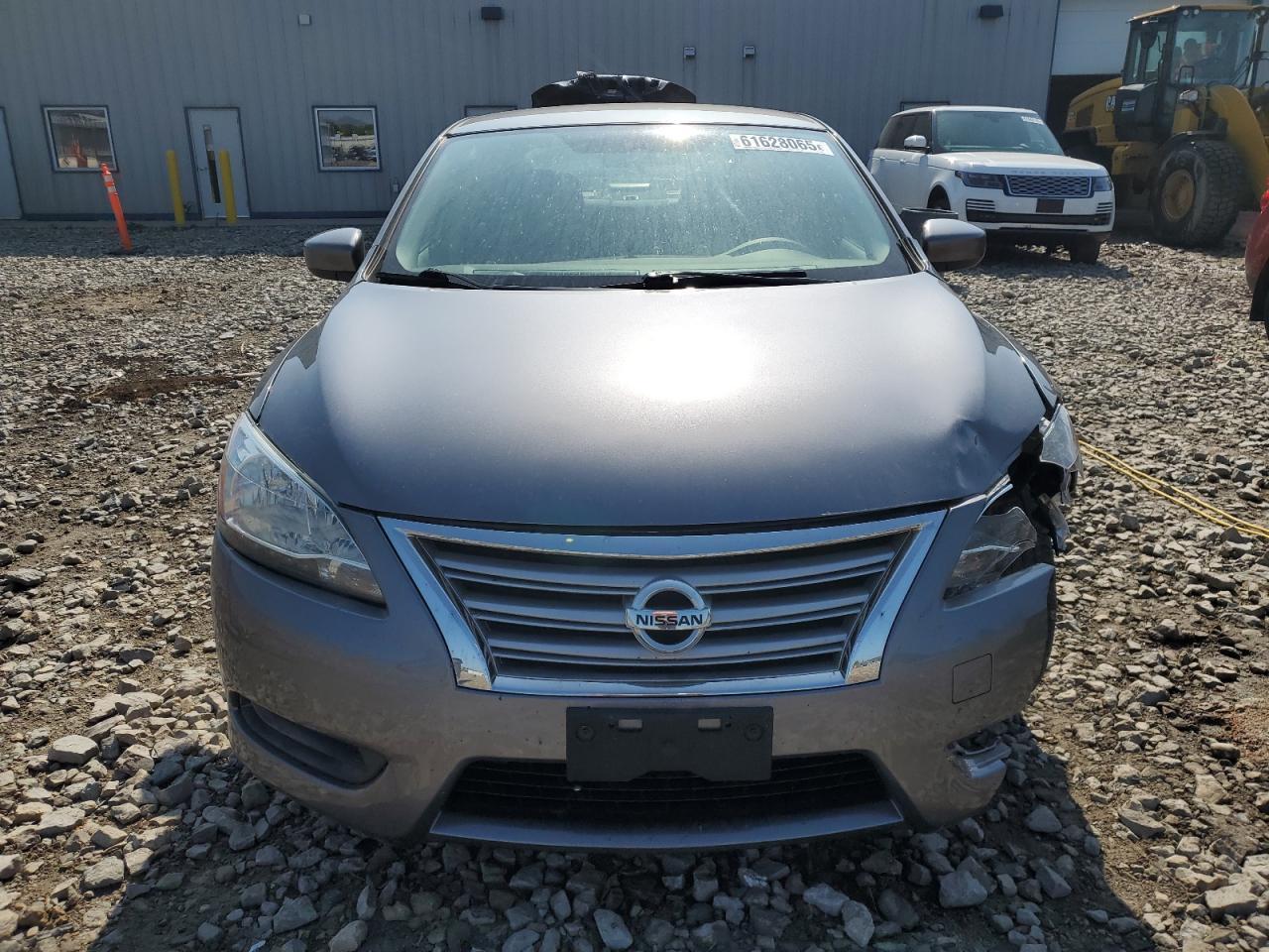 2015 Nissan Sentra S - Фото 5