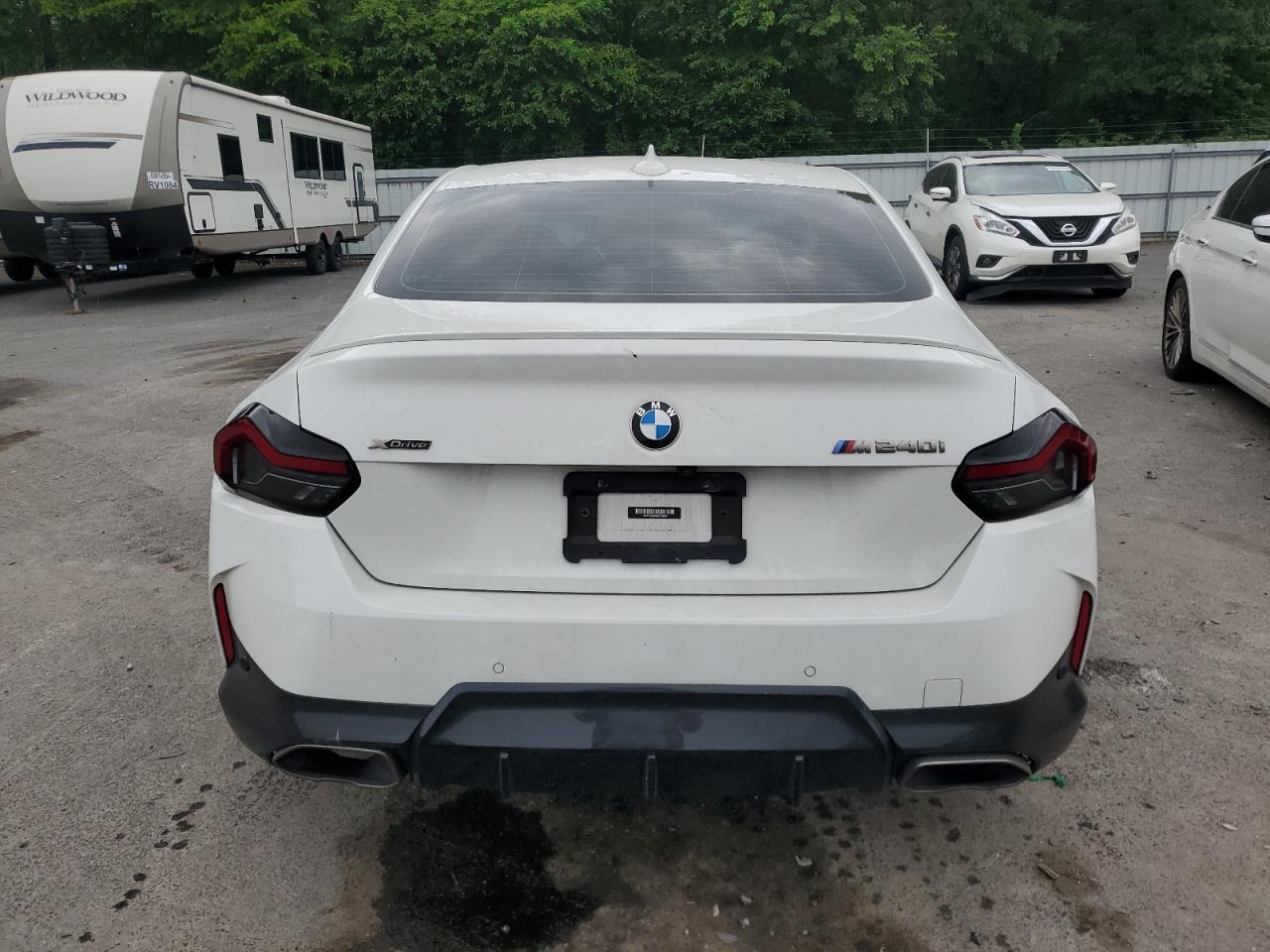 2022 BMW M240Xi - Фото 6