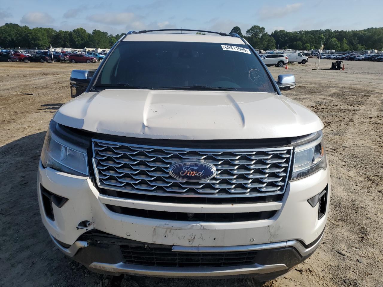 2018 Ford Explorer Platinum - Image 5