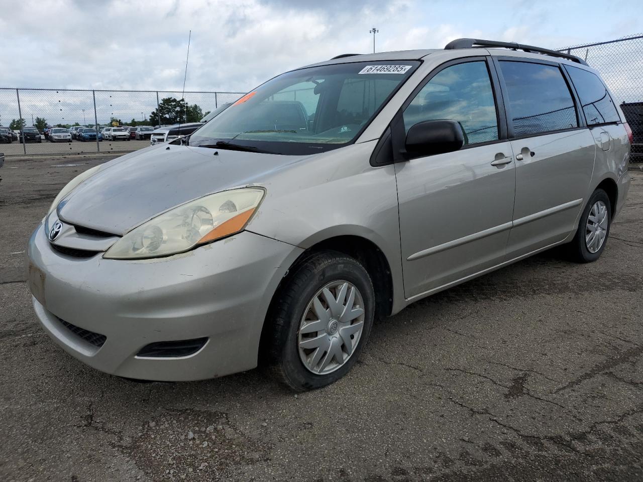 2006 Toyota Sienna Le 7 Passenger