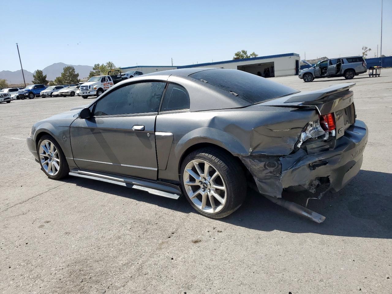 2004 Ford Mustang Gt - Image 2
