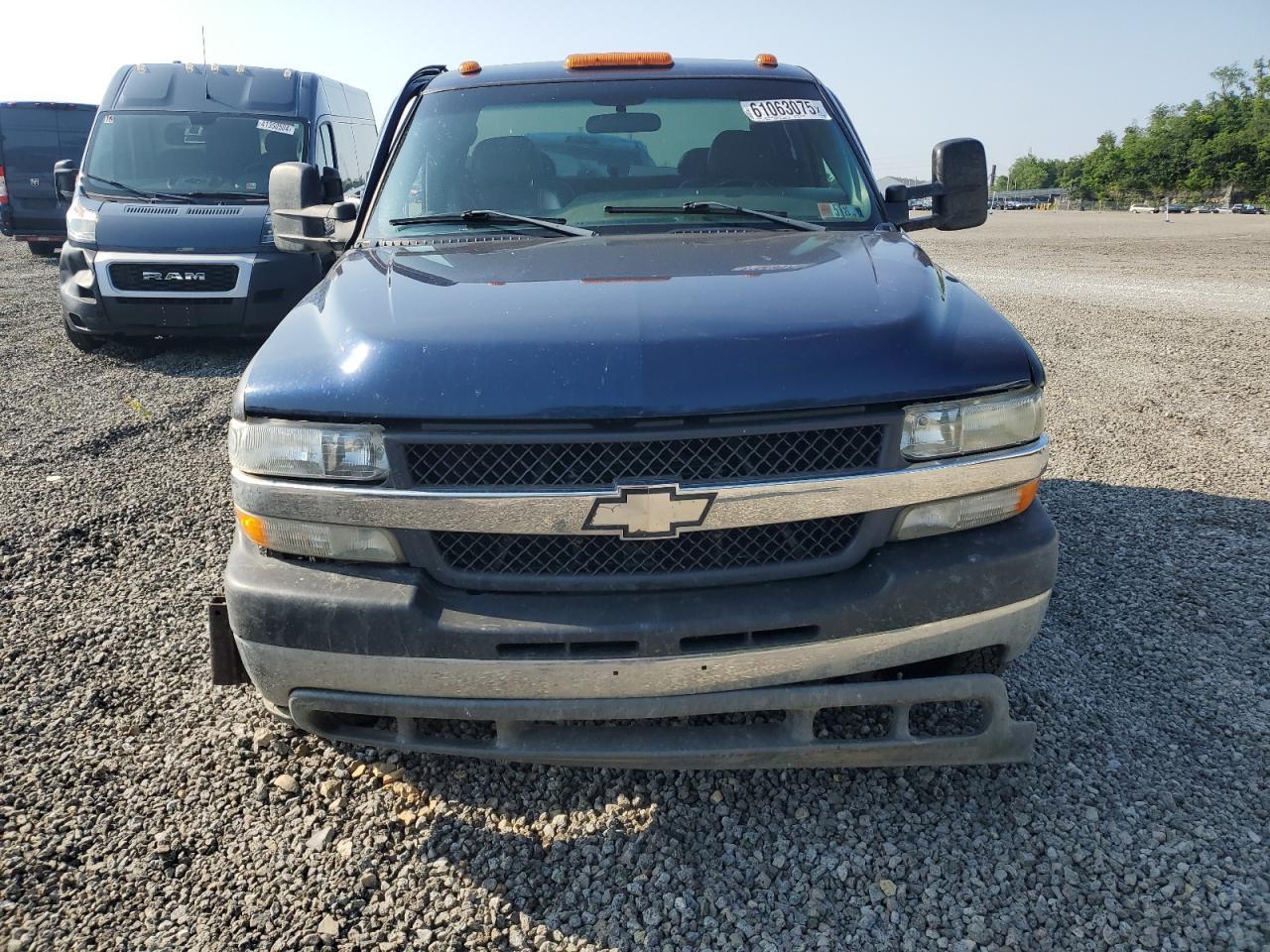 2002 Chevrolet Silverado K3500 - Фото 5