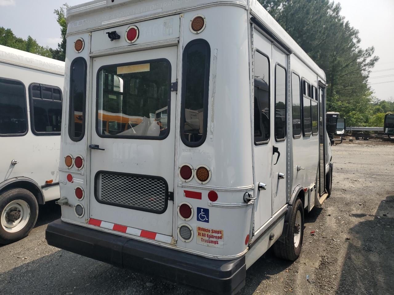 2017 Ford Econoline E350 Super Duty Cutaway Van - Фото 4
