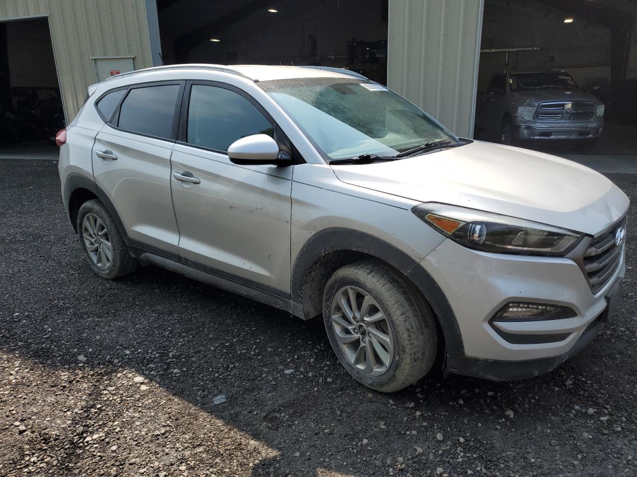 2016 Hyundai Tucson Limited - Image 4