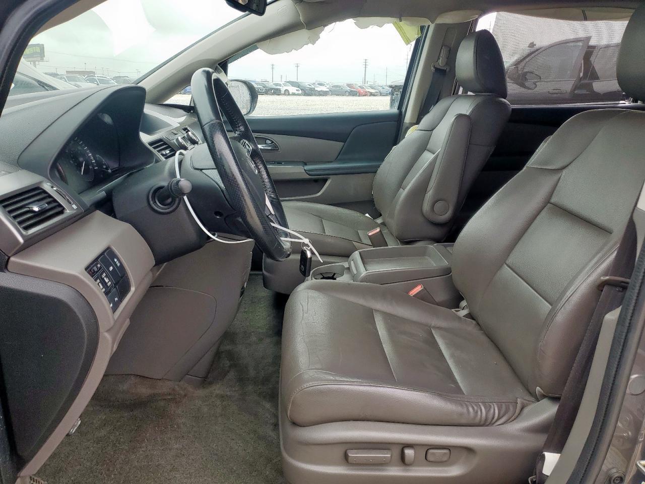 2015 Honda Odyssey Touring - Фото 7