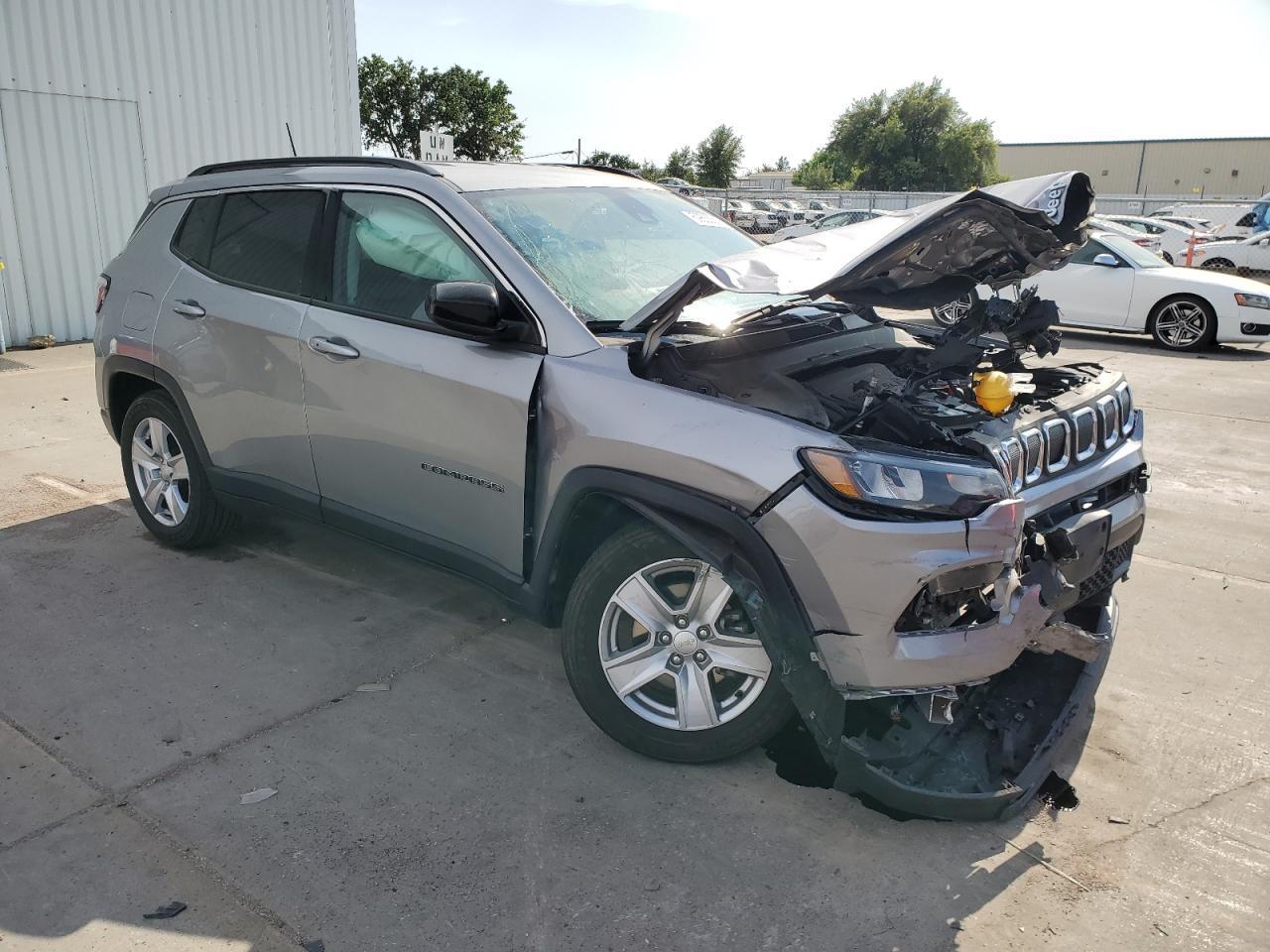 2022 Jeep Compass Latitude - Фото 4