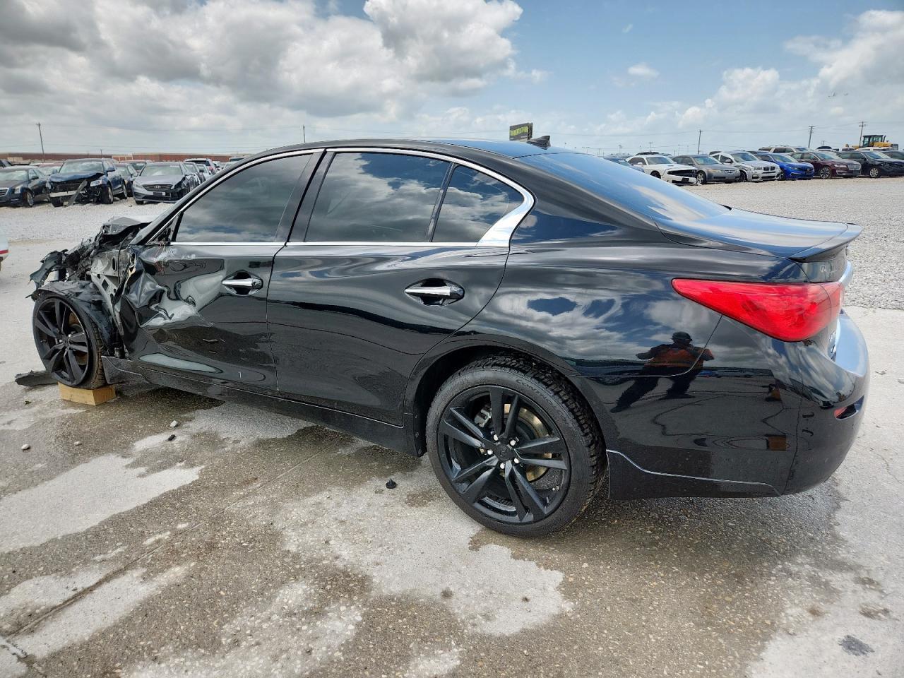 2015 Infiniti Q50 Base - Image 2