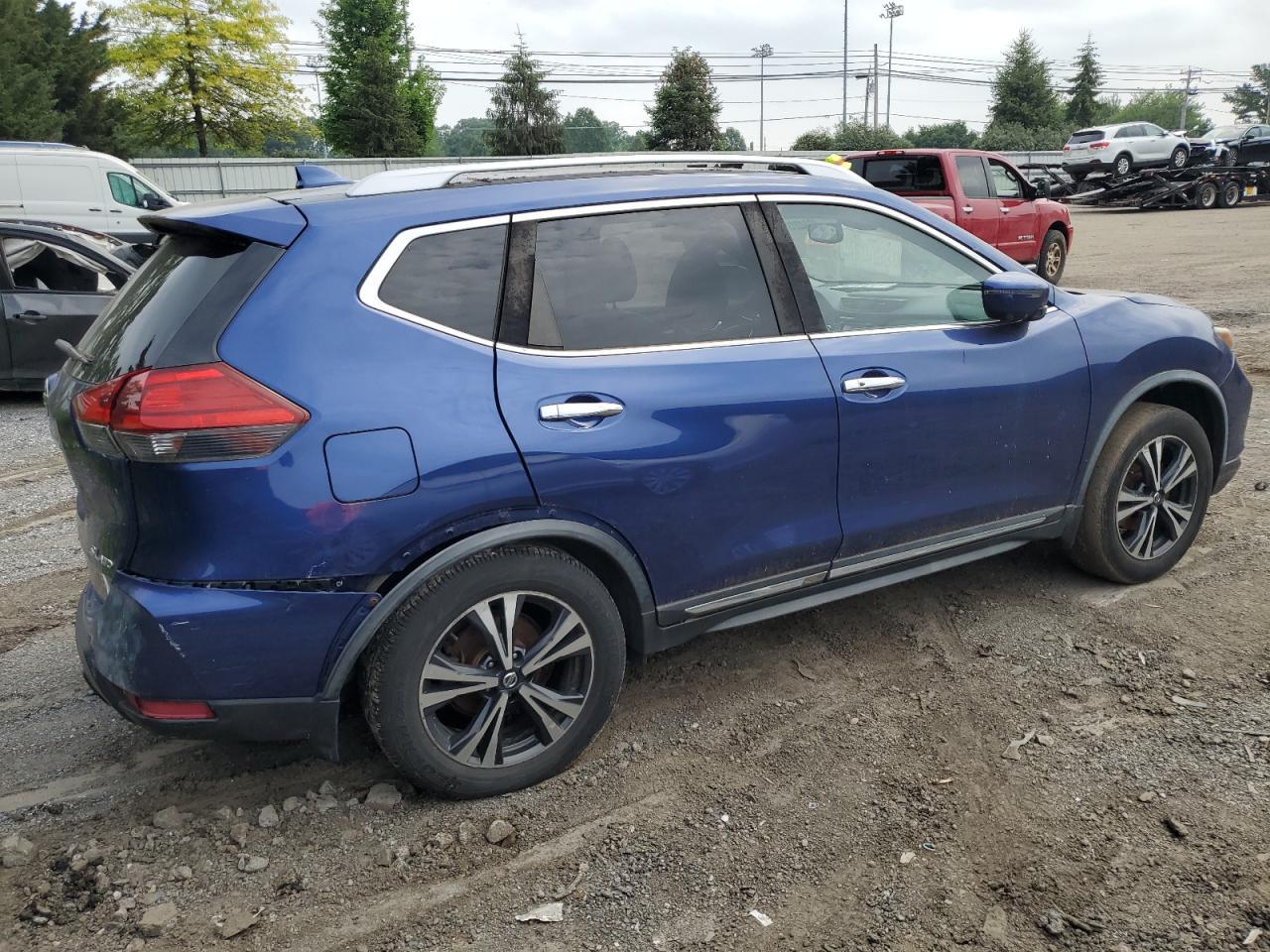 2017 Nissan Rogue S - Image 3