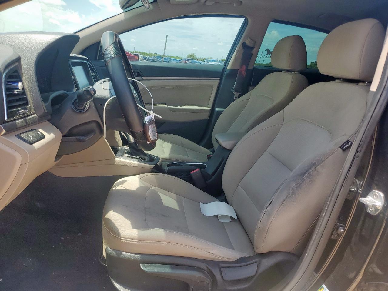 2018 Hyundai Elantra Sel - Фото 7