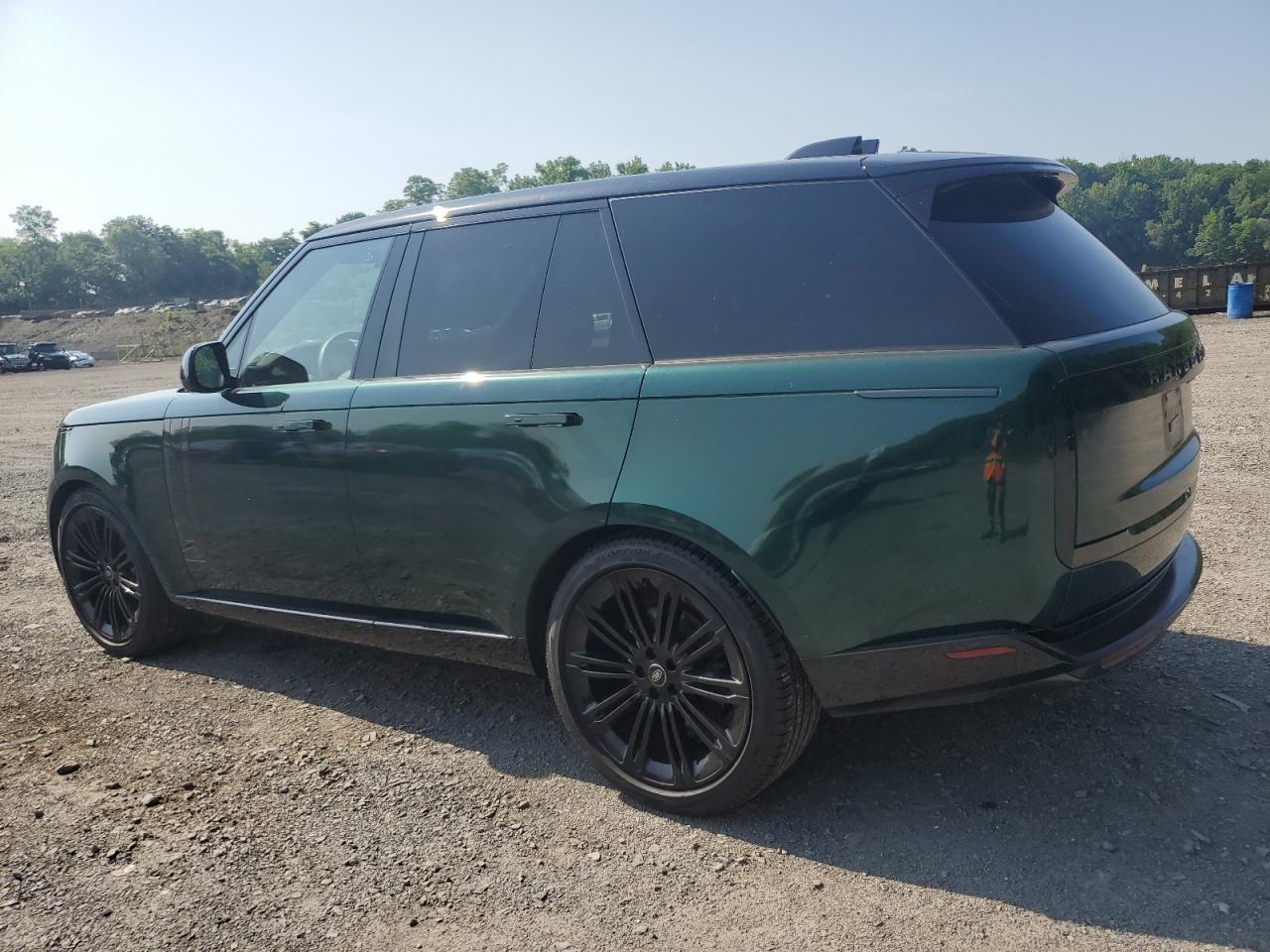 2024 Land Rover Range Rover Se - Image 2