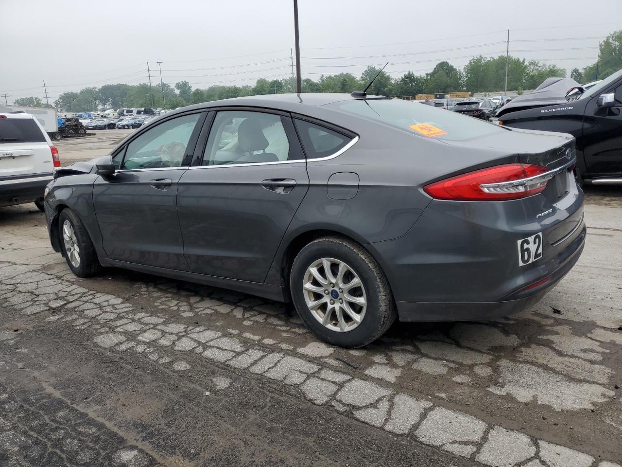 2018 Ford Fusion S - Image 2