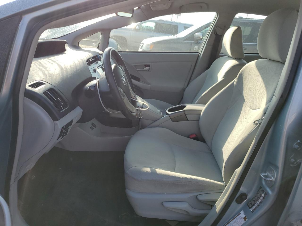 2012 Toyota Prius - Фото 7