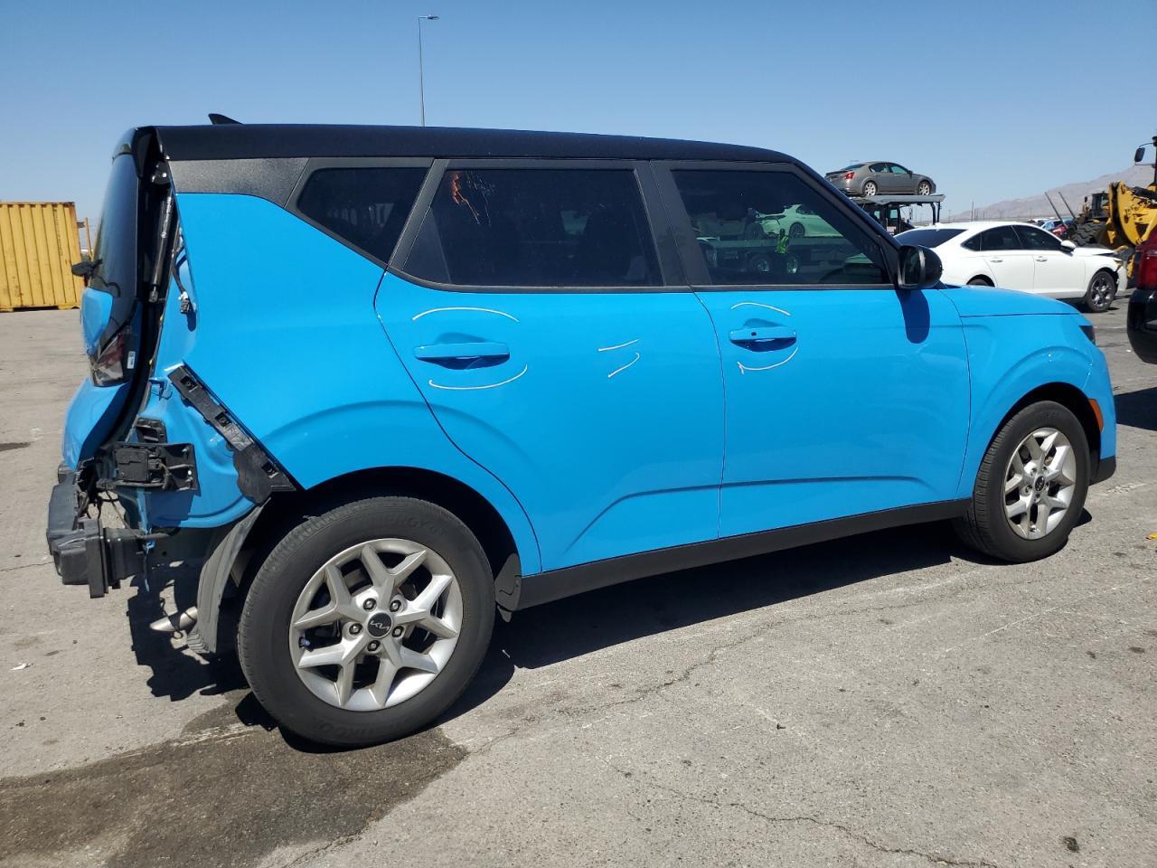 2023 Kia Soul Lx - Фото 3