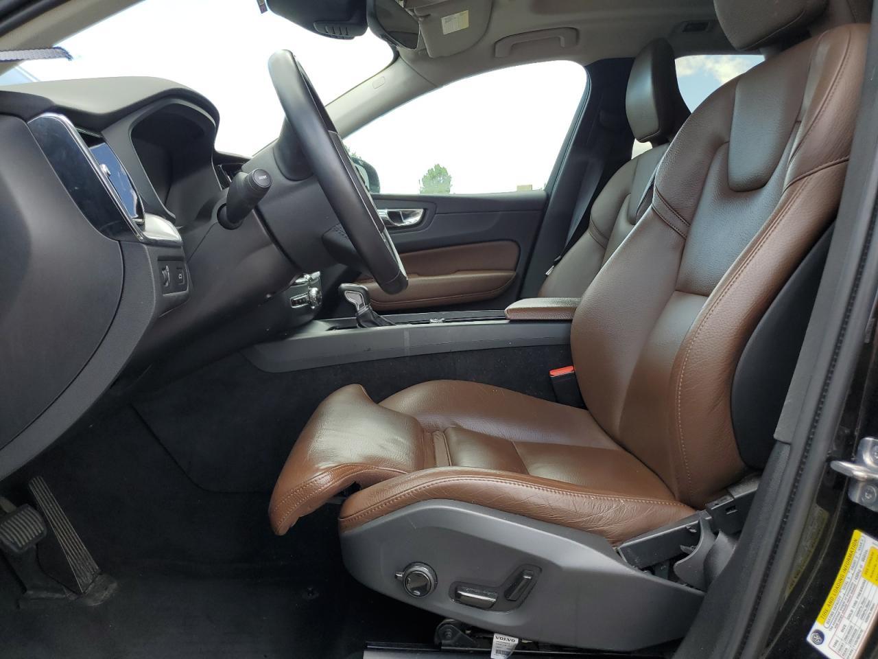 2019 Volvo Xc60 T5 Momentum - Image 7