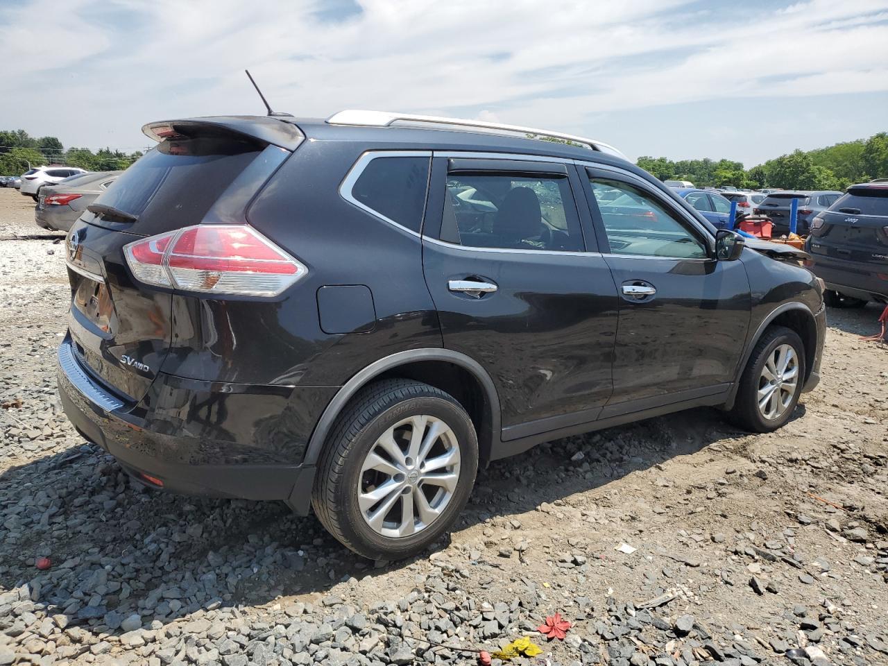 2016 Nissan Rogue S/Sv - Image 3