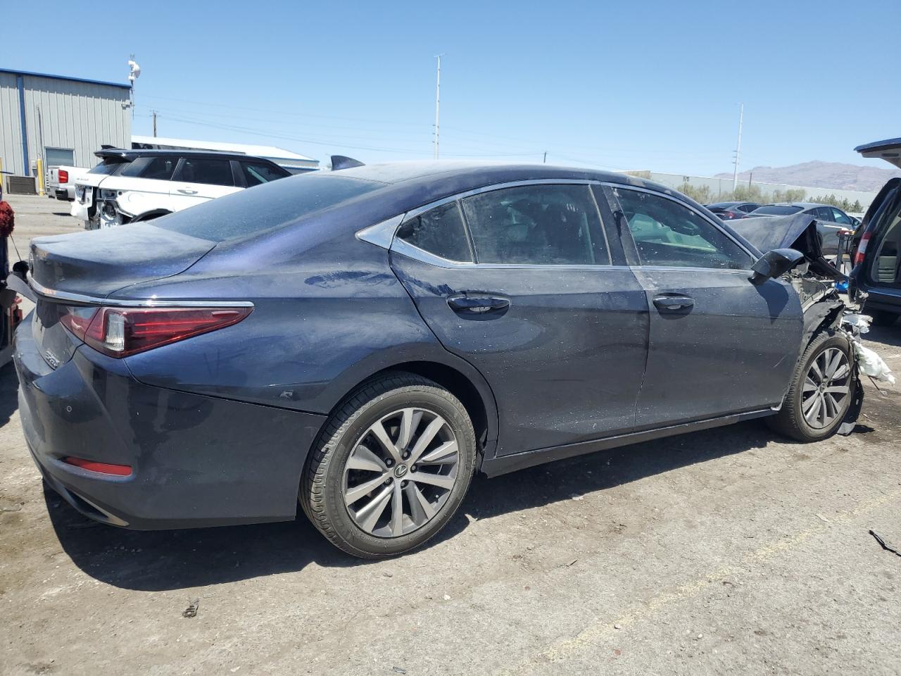 2019 Lexus Es 350 - Image 3