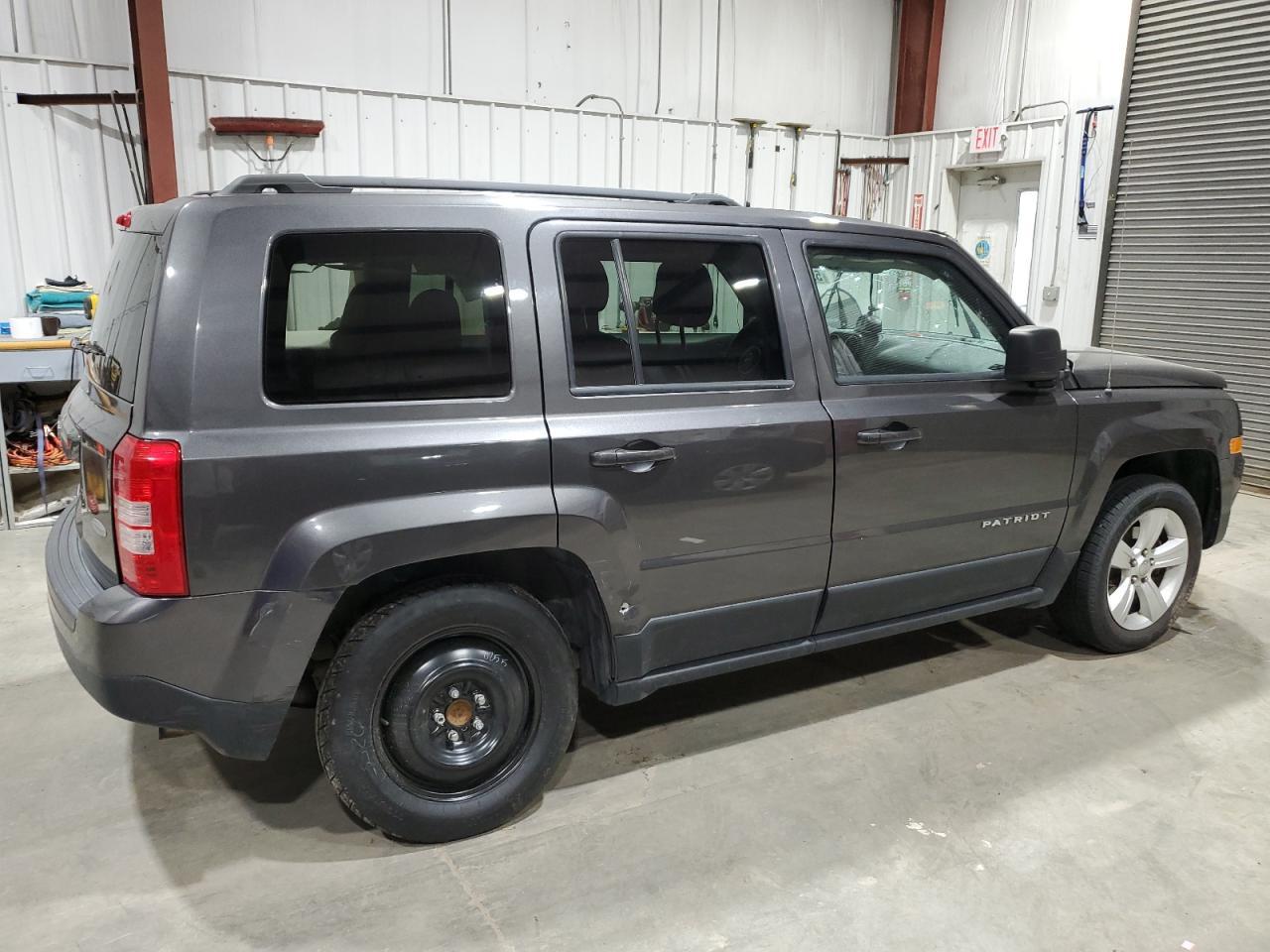 2017 Jeep Patriot Latitude - Фото 3